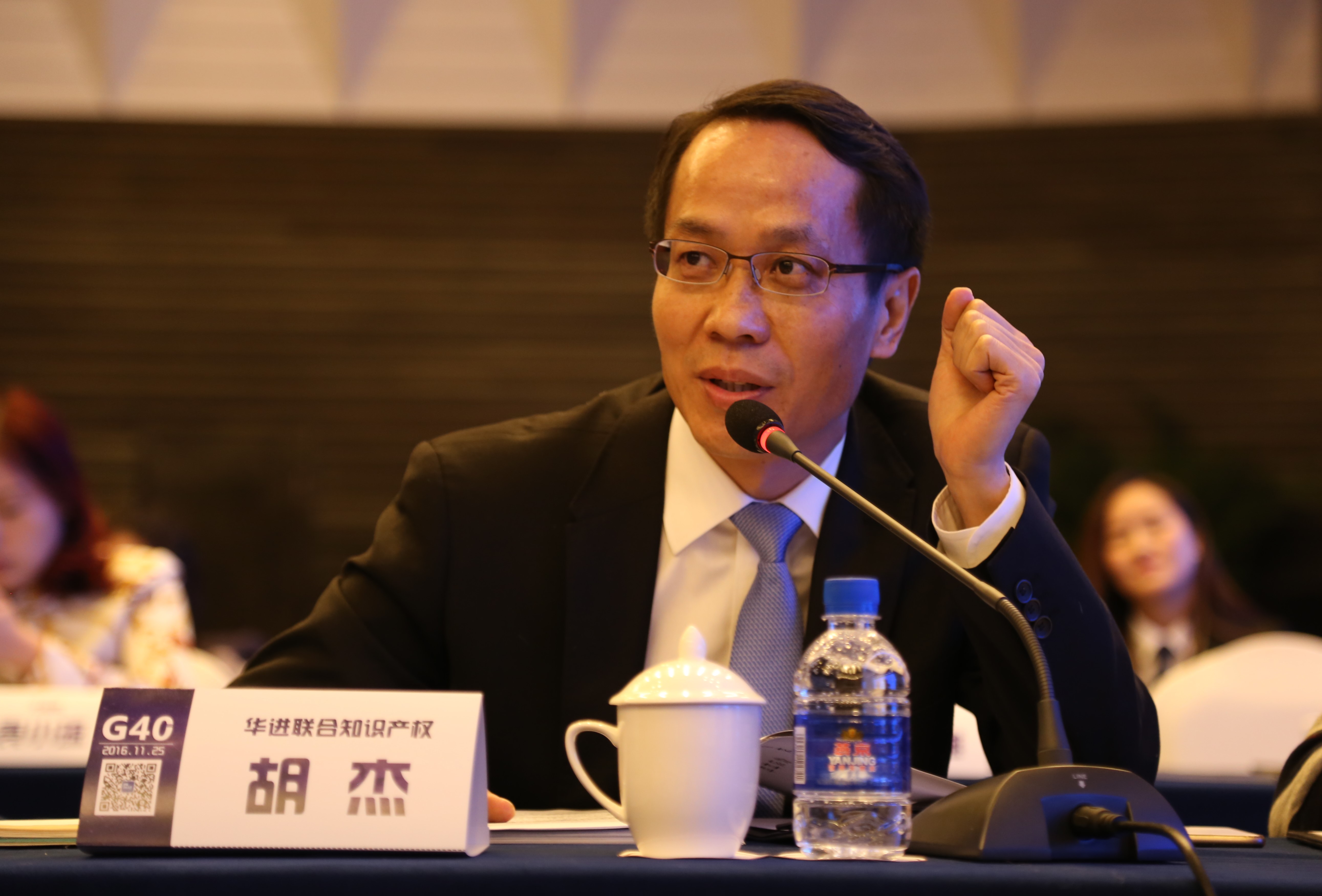 【专访华进联合高级合伙人胡杰】招募一个人，激励几个人，培养一群人